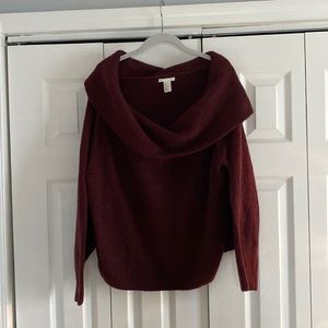 Off the shoulder sweater!